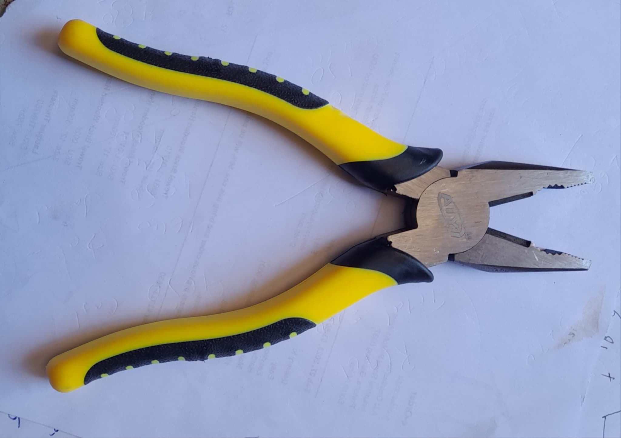 Bebona Combination Plier 8"