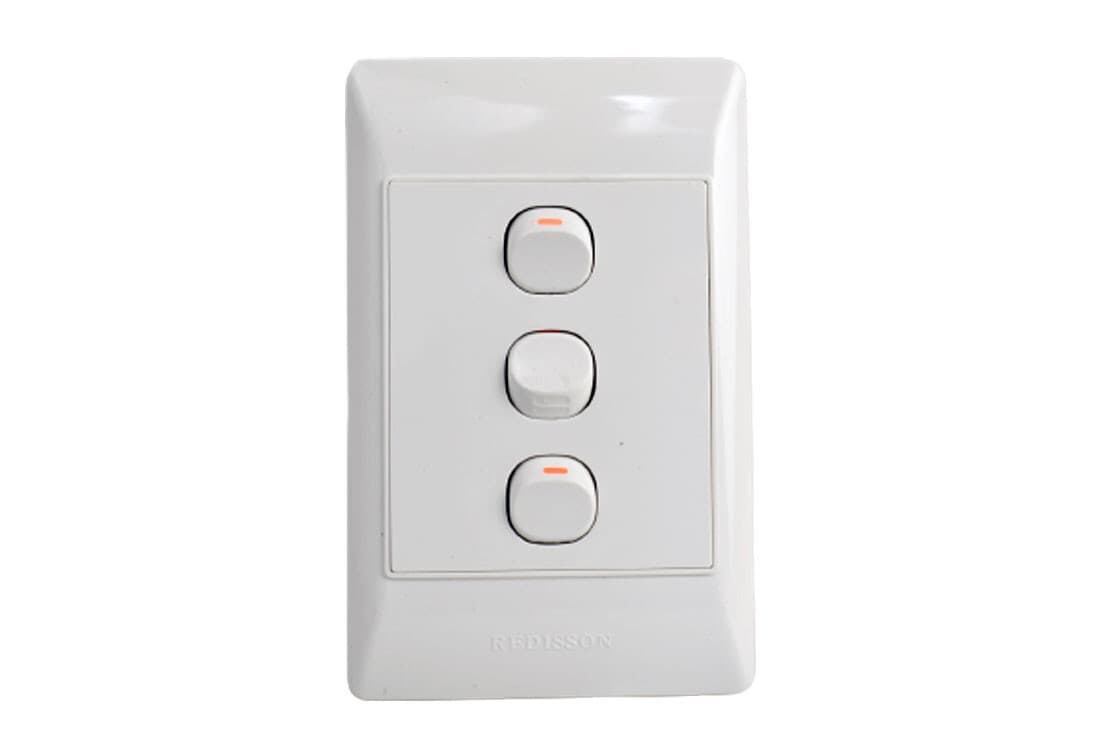Redisson 3 Lever Wall Switch